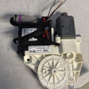 Moteur leve vitre avant gauche AUDI A3 2 PHASE 1 Essence - Image 1