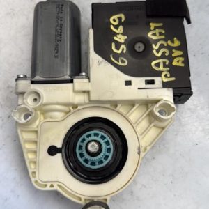 Moteur leve vitre avant gauche VOLKSWAGEN PASSAT 5 BREAK Diesel - Image 1