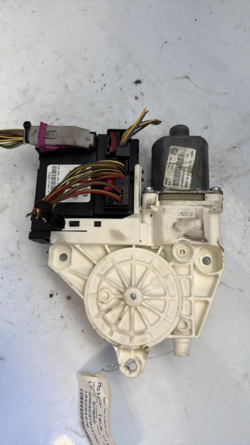 Moteur leve vitre avant gauche VOLKSWAGEN TIGUAN 1 PHASE 1 Diesel - Image 3