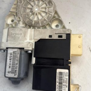 Moteur leve vitre avant gauche PEUGEOT 307 PHASE 2 BREAK Diesel - Image 1