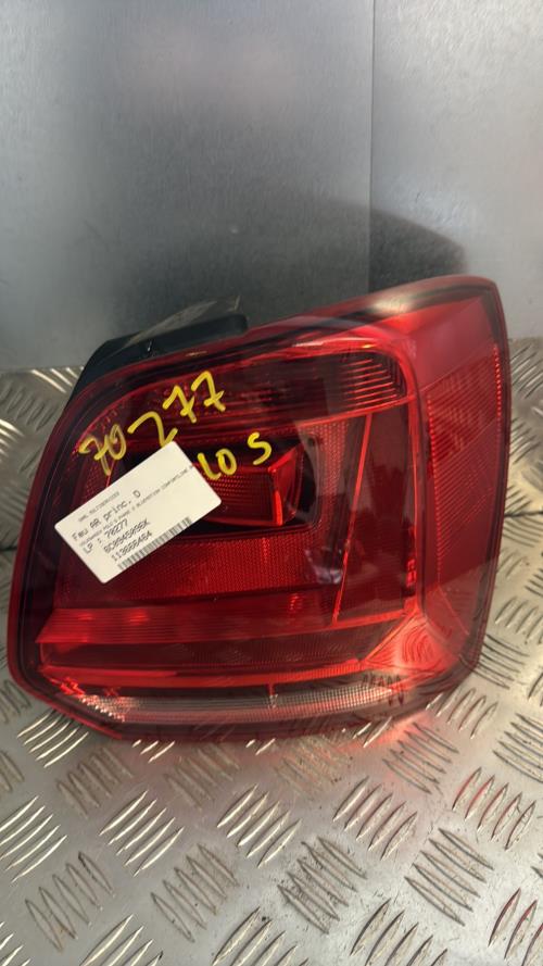 Feu arriere principal droit (feux) VOLKSWAGEN POLO 5 PHASE 2 Diesel - Image 2