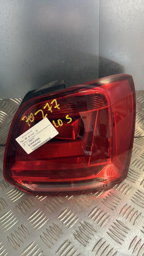 Feu arriere principal droit (feux) VOLKSWAGEN POLO 5 PHASE 2 Diesel - Image 3