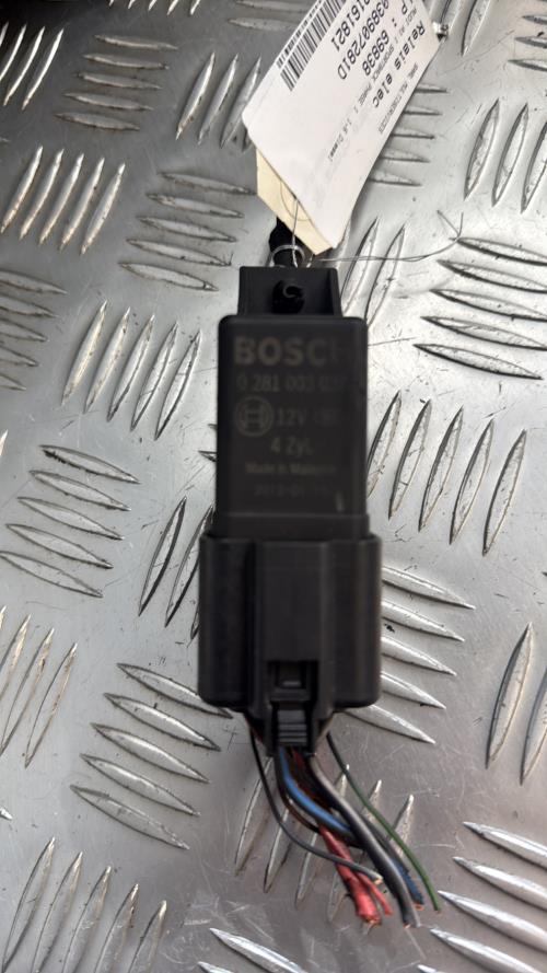 Relais electrique AUDI A1 1 SPORTBACK PHASE 1 Diesel - Image 7