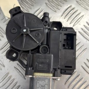 Moteur leve vitre avant droit VOLKSWAGEN POLO 5 PHASE 2 Diesel - Image 1