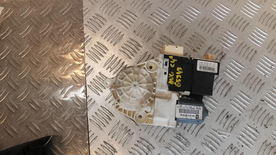 Moteur leve vitre avant gauche CITROEN C4 1 PHASE 1 Diesel - Image 3