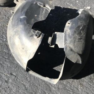 Pare boue avant gauche CITROEN C4 PICASSO 1 Diesel - Image 1