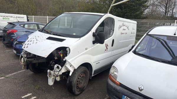 Aile avant droit RENAULT TRAFIC 2 PHASE 2 Diesel - Image 4