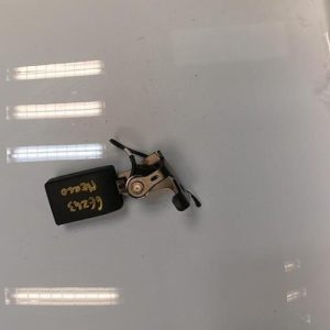 Attache ceinture arriere gauche MERCEDES CLASSE A 176 PHASE 2 Essence - Image 1