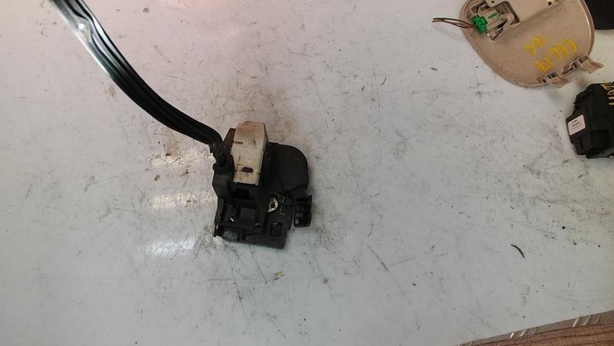 Serrure avant gauche RENAULT CLIO 2 CAMPUS PHASE 2 Essence/GPL - Image 3