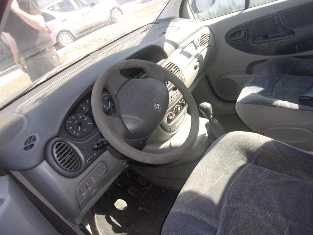 Serrure avant droit RENAULT SCENIC 1 PHASE 2 Diesel - Image 3