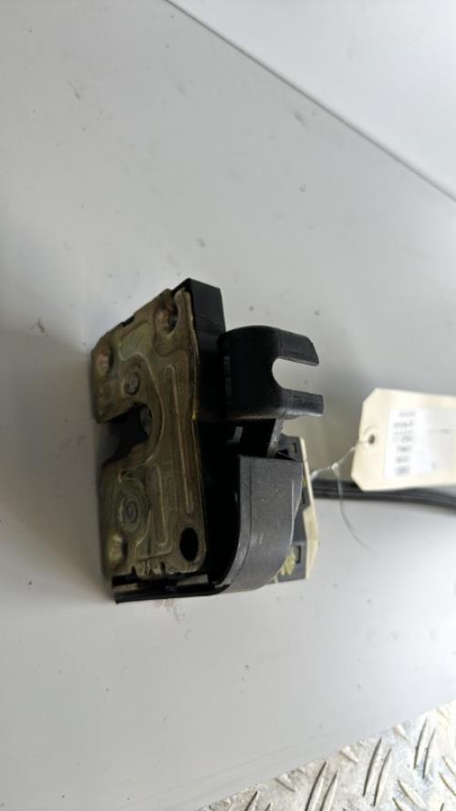 Serrure avant gauche RENAULT CLIO 2 PHASE 2 Essence - Image 1