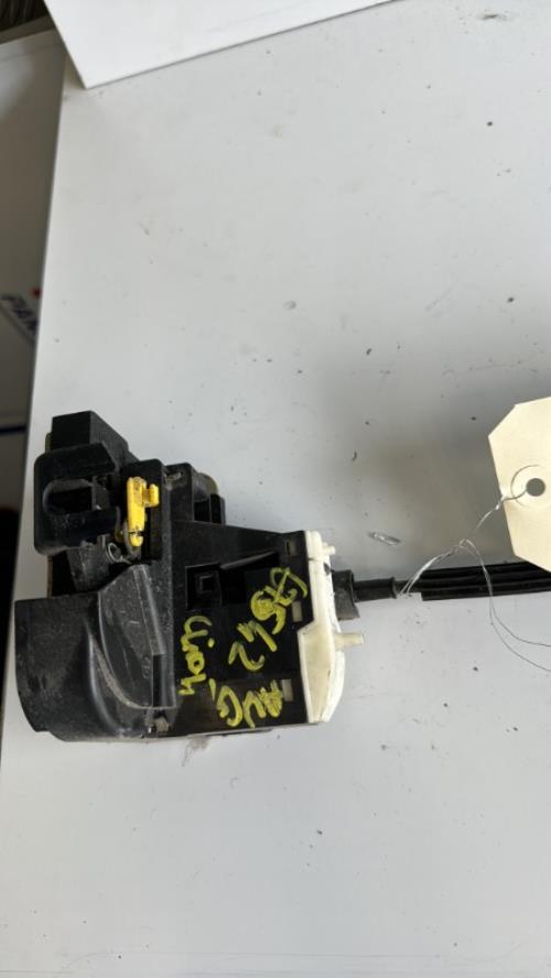 Serrure avant gauche RENAULT CLIO 2 PHASE 2 Essence - Image 3