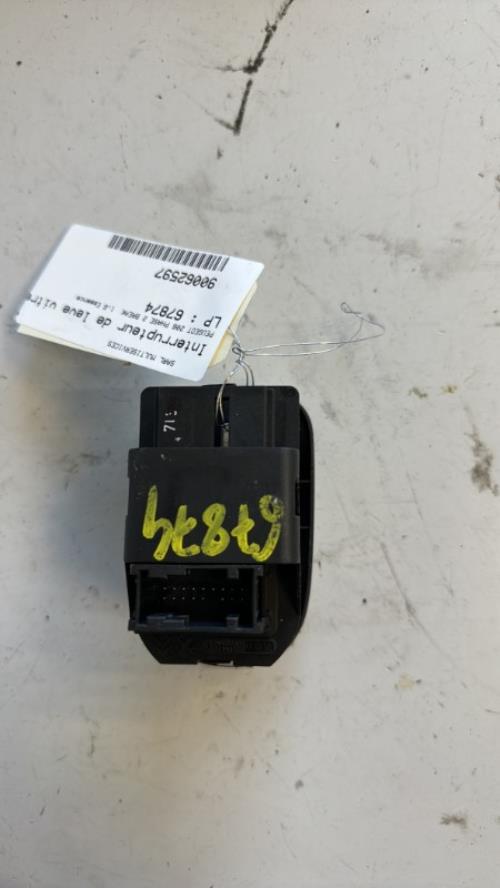 Interrupteur de leve vitre avant gauche PEUGEOT 206 PHASE 2 BREAK Essence - Image 3