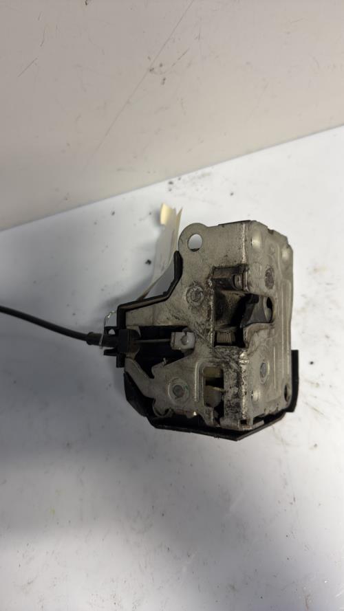 Serrure avant gauche RENAULT MEGANE 1 PHASE 2 Diesel - Image 2