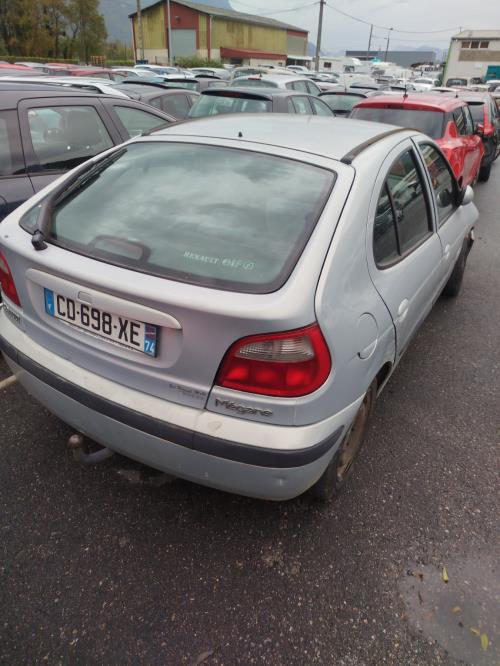 Serrure avant gauche RENAULT MEGANE 1 PHASE 2 Diesel - Image 8