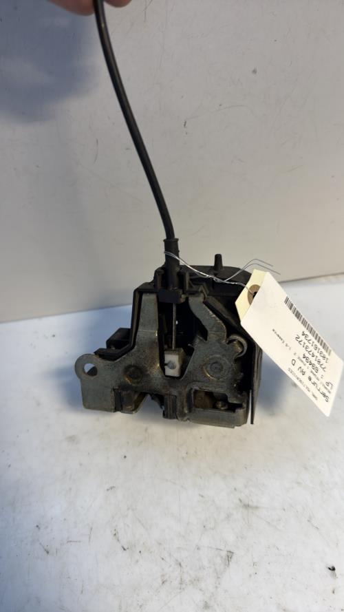 Serrure avant droit RENAULT MEGANE 1 PHASE 2 Essence - Image 1