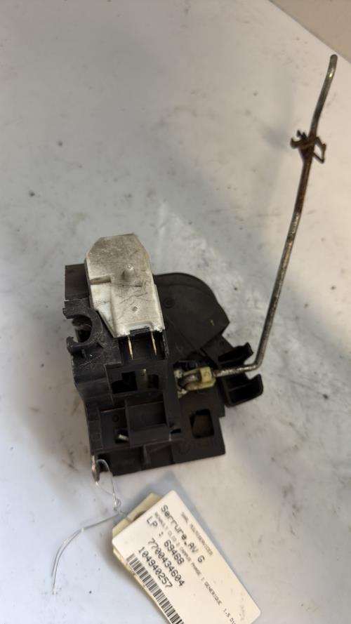 Serrure avant gauche RENAULT CLIO 2 CAMPUS PHASE 1 Diesel - Image 1