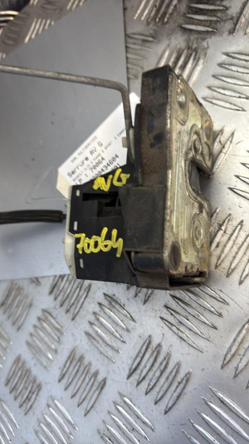 Serrure avant gauche RENAULT CLIO 2 PHASE 2 Essence - Image 1