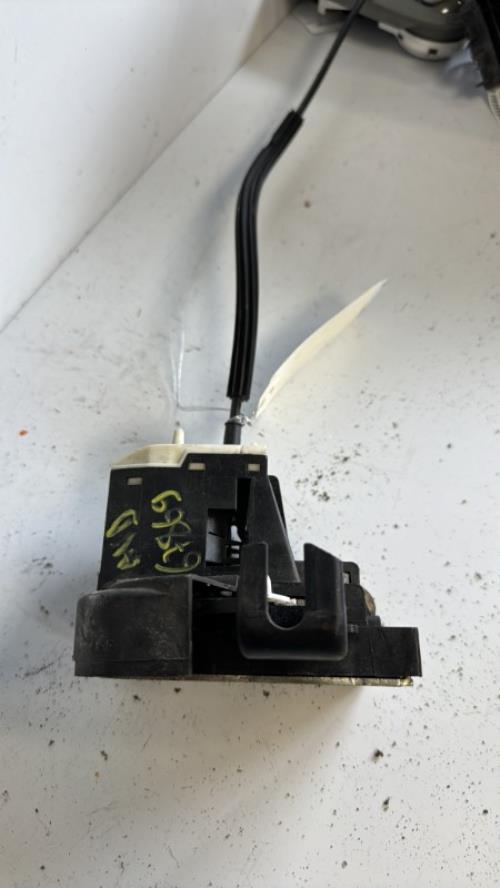 Serrure avant droit RENAULT CLIO 2 PHASE 1 Diesel - Image 1