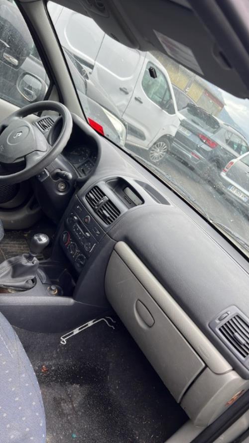 Serrure avant droit RENAULT CLIO 2 PHASE 1 Diesel - Image 6