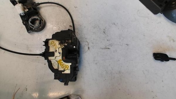 Serrure avant droit RENAULT CLIO 3 PHASE 1 BREAK Diesel - Image 3
