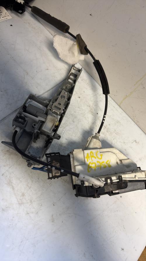 Serrure arriere gauche CITROEN C3 2 PHASE 2 Essence - Image 2