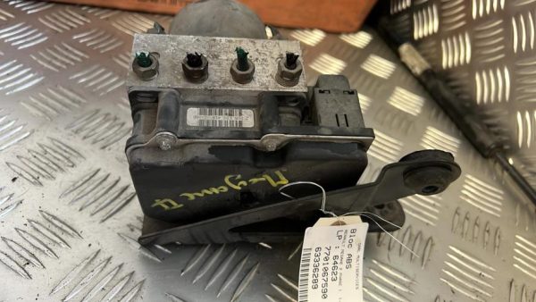 Bloc ABS (freins anti-blocage) RENAULT MEGANE 2 PHASE 1 Diesel - Image 1