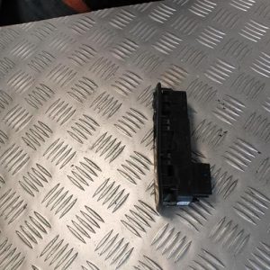 Interrupteur de leve vitre avant gauche CITROEN C3 2 PHASE 1 Diesel - Image 1