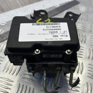 Bloc ABS (freins anti-blocage) CITROEN C1 1 PHASE 2 Essence - Image 1