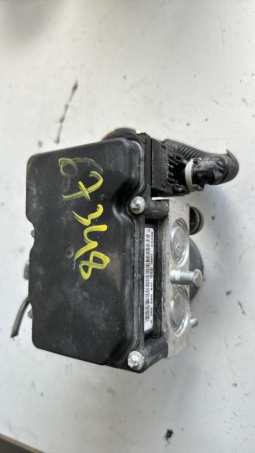 Bloc ABS (freins anti-blocage) CITROEN C1 1 PHASE 2 Essence - Image 1