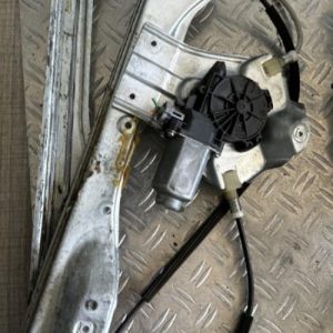 Leve vitre electrique avant droit RENAULT CLIO 3 PHASE 1 Diesel - Image 1