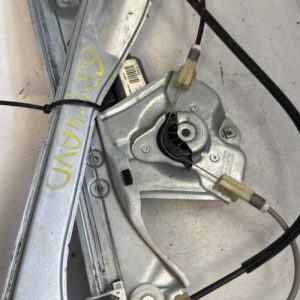 Leve vitre electrique avant droit RENAULT CLIO 3 PHASE 1 Essence - Image 1