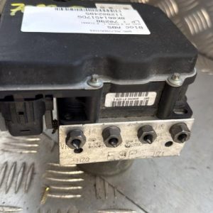 Bloc ABS (freins anti-blocage) AUDI A4 3 PHASE 1 Diesel - Image 1