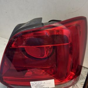Feu arriere principal droit (feux) VOLKSWAGEN POLO 5 PHASE 1 Diesel - Image 2