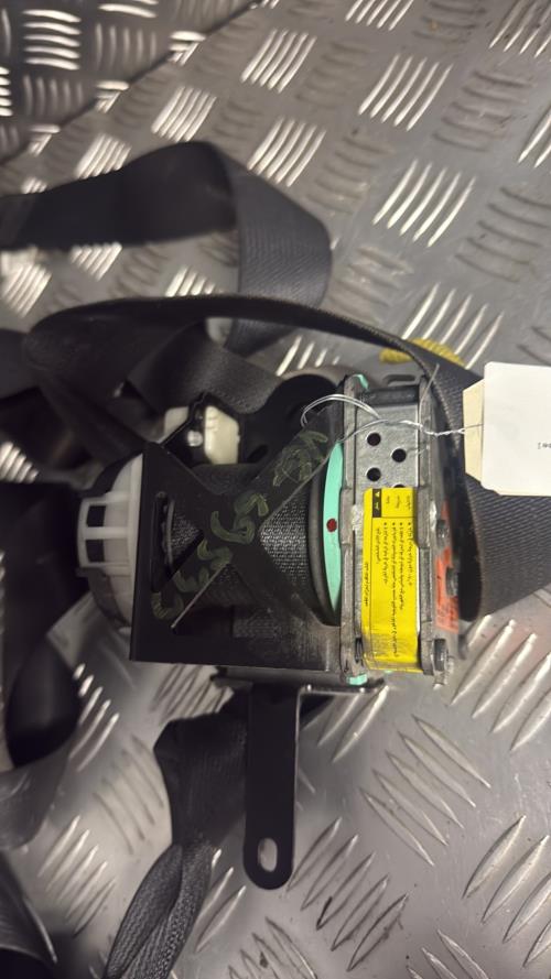 Ceinture avant gauche TOYOTA AURIS 1 PHASE 2 Diesel - Image 1