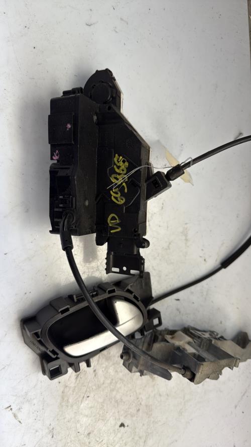 Serrure avant droit PEUGEOT 207 PHASE 2 Essence - Image 3