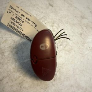 Bouton de warning PEUGEOT 206 PHASE 2 Essence - Image 1