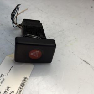 Bouton de warning DACIA LOGAN MCV 1 PHASE 1 BREAK Essence - Image 1