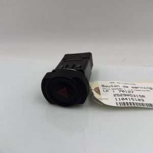 Bouton de warning DACIA SANDERO 1 Essence/GPL - Image 1