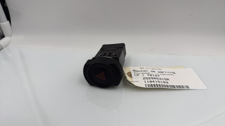 Bouton de warning DACIA SANDERO 1 Essence/GPL - Image 1