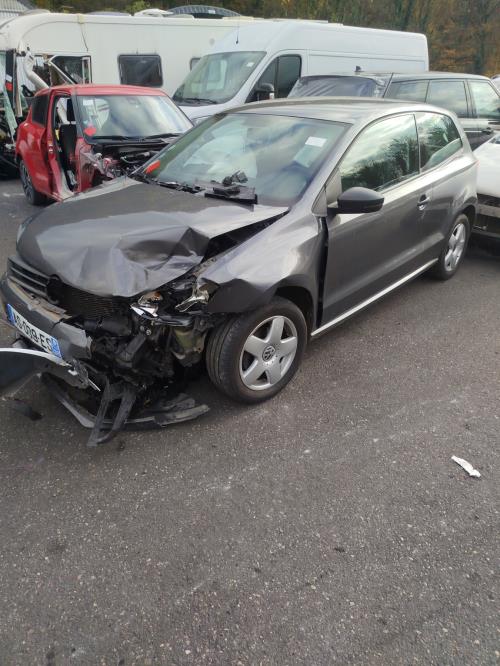 Bouton de warning VOLKSWAGEN POLO 5 PHASE 1 Diesel - Image 4