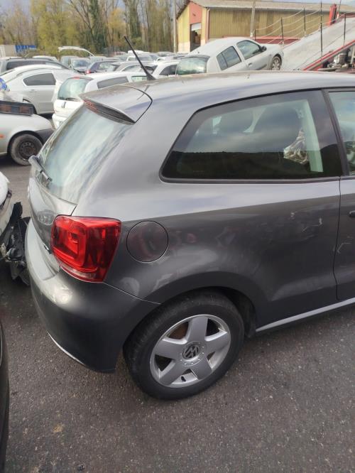 Bouton de warning VOLKSWAGEN POLO 5 PHASE 1 Diesel - Image 8