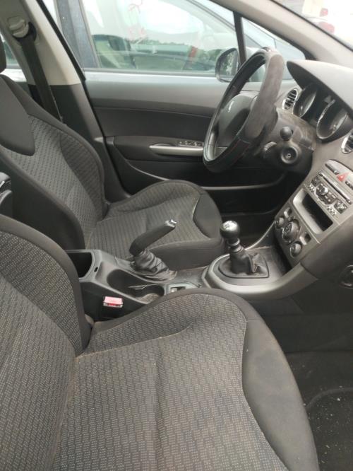 Bouton de warning PEUGEOT 308 1 SW PHASE 1 BREAK Diesel - Image 8