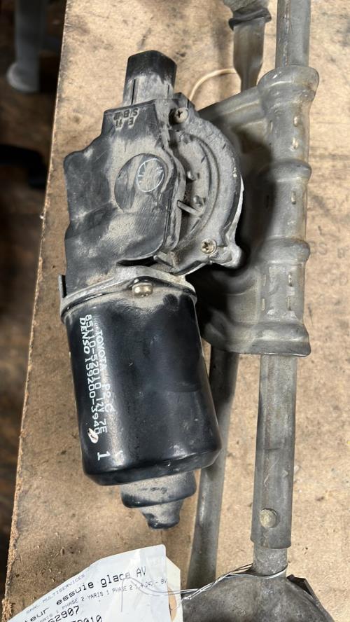 Moteur essuie glace avant TOYOTA YARIS 1 PHASE 2 Diesel - Image 2