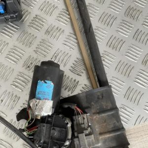 Moteur essuie glace avant DACIA LOGAN 1 PHASE 1 - Image 1