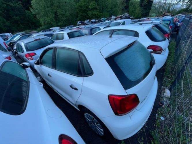 Moteur essuie glace avant VOLKSWAGEN POLO 5 PHASE 1 Diesel - Image 4