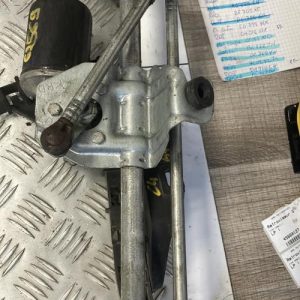 Moteur essuie glace avant OPEL CORSA C PHASE 2 Essence - Image 1