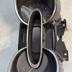 Compteur RENAULT CLIO 4 PHASE 1 Essence - Image 1