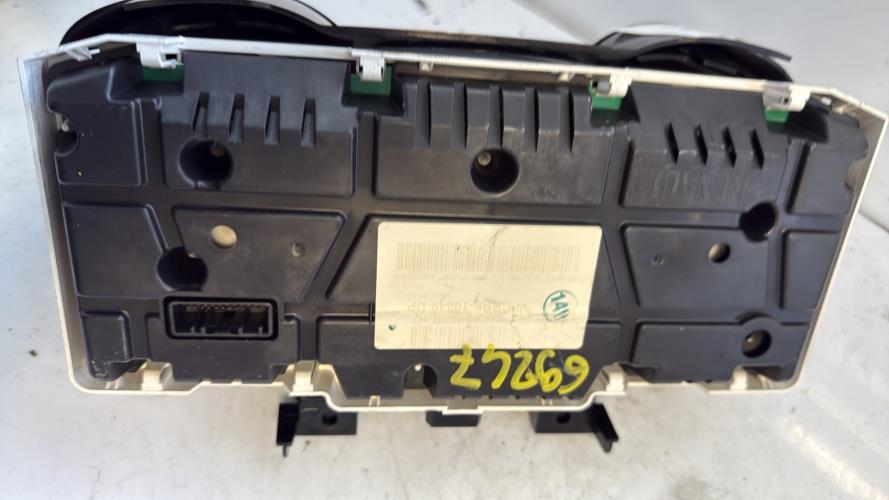 Compteur RENAULT CLIO 4 PHASE 1 Essence - Image 2
