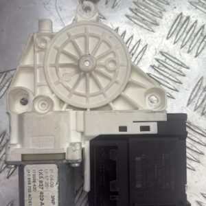 Moteur leve vitre avant droit VOLKSWAGEN GOLF 5 BREAK Diesel - Image 1